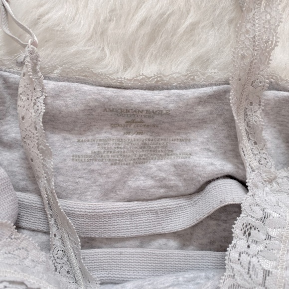 American Eagle Lace Tank - Picture 4 of 5